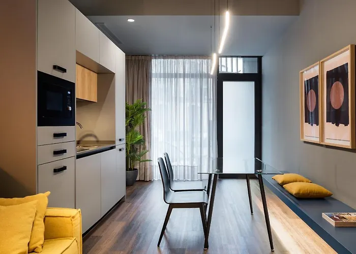 Muralla Sevilla Suites By Lola